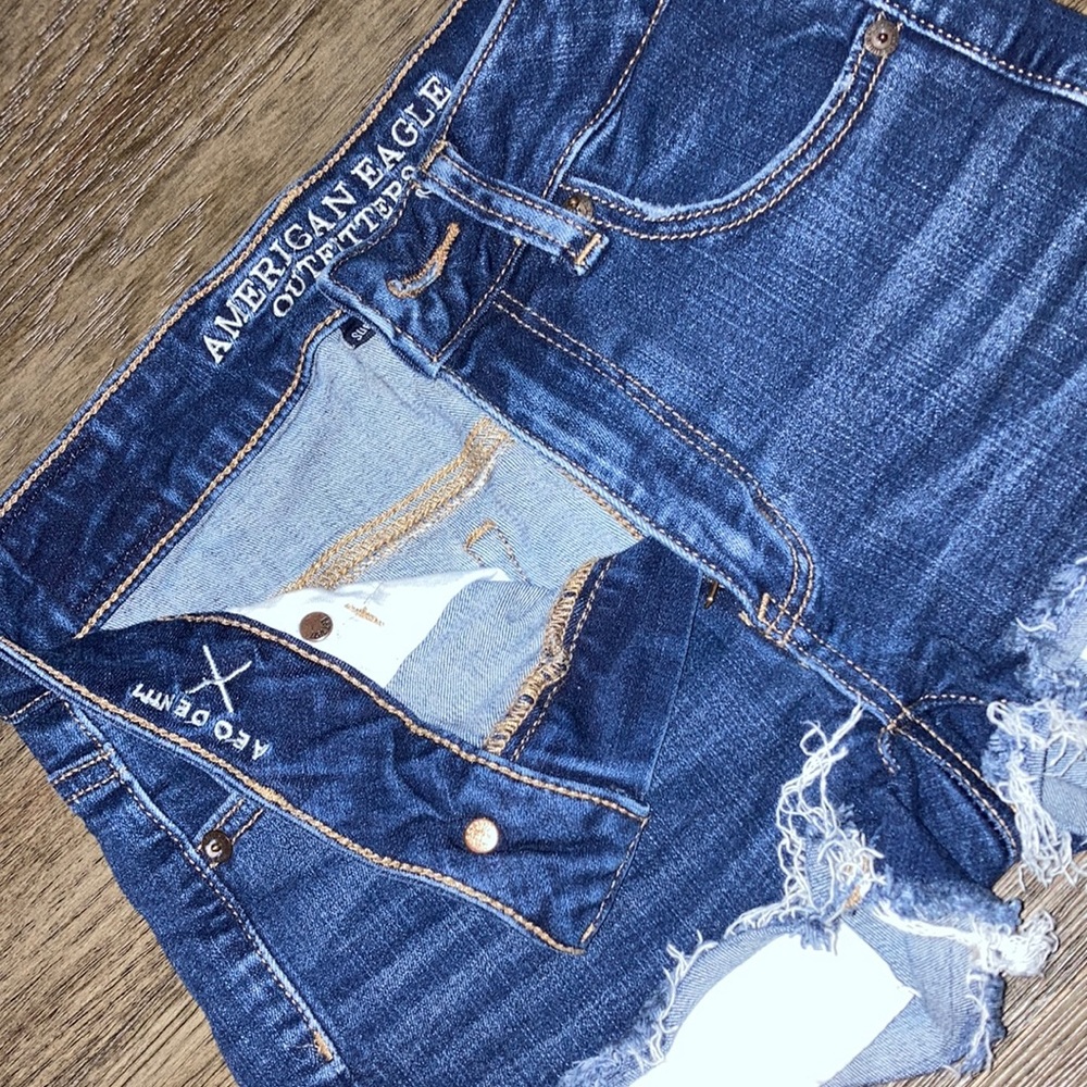 •American Eagle Outfitters Distressed Jean Shorts - Picture 7 of 16